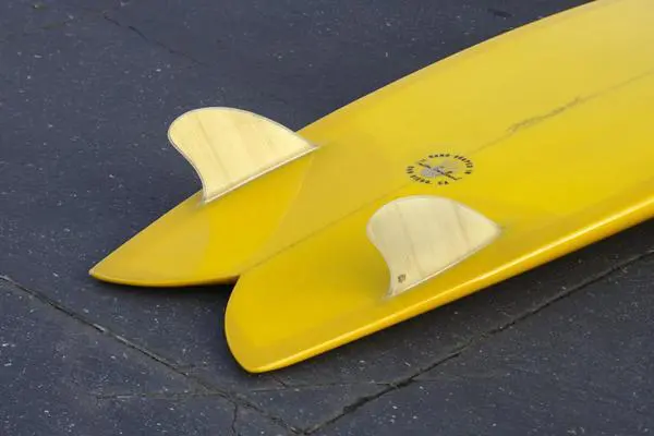 fish surfboard integrated fins
